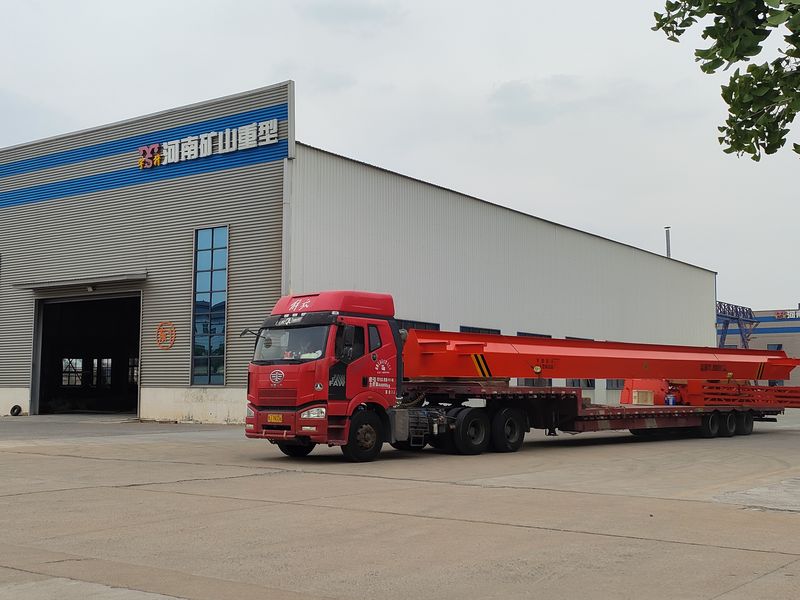 電動葫蘆門式起重機(jī) MHxh10t—20m 制作完成，發(fā)往新疆交付客戶使用。