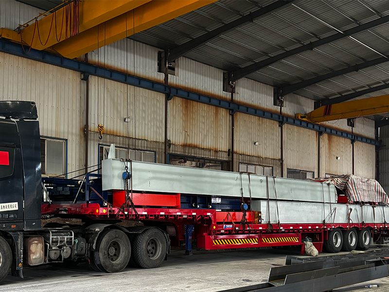 通用門式起重機 MG10T-5.3M, 制作完成 裝車發(fā)